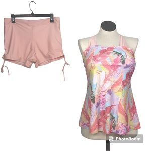 Two Piece Swimsuit Tank/Short Women’s Size XXL Multicolor Adjustable Strap NWOT